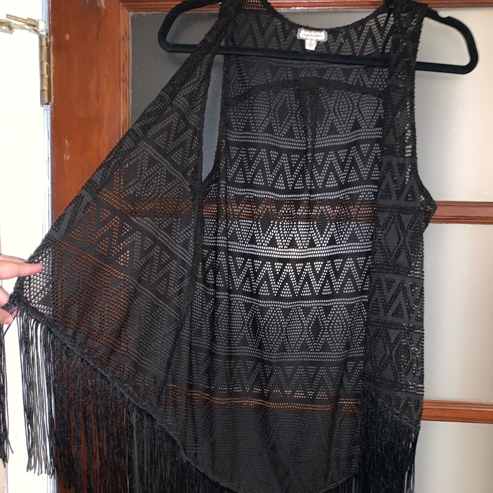 Geometric High-Low Vest